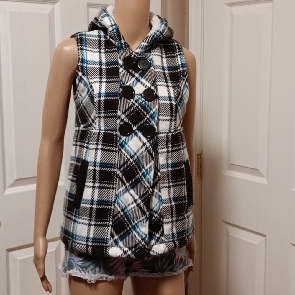 take out Women's Vest Sweater M